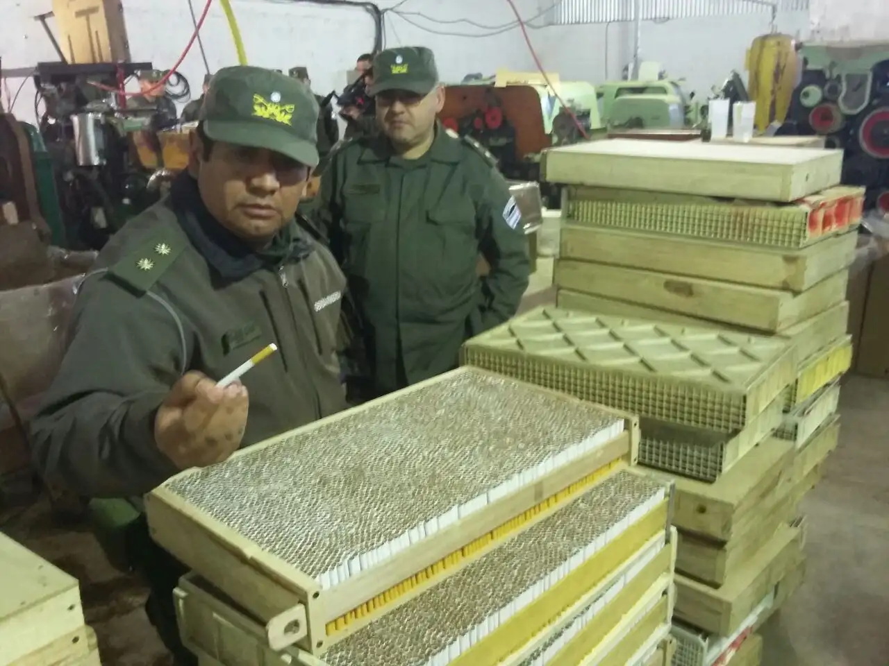 Córdoba: Cae banda dedicada al comercio y fabricación ilegal de cigarrillos