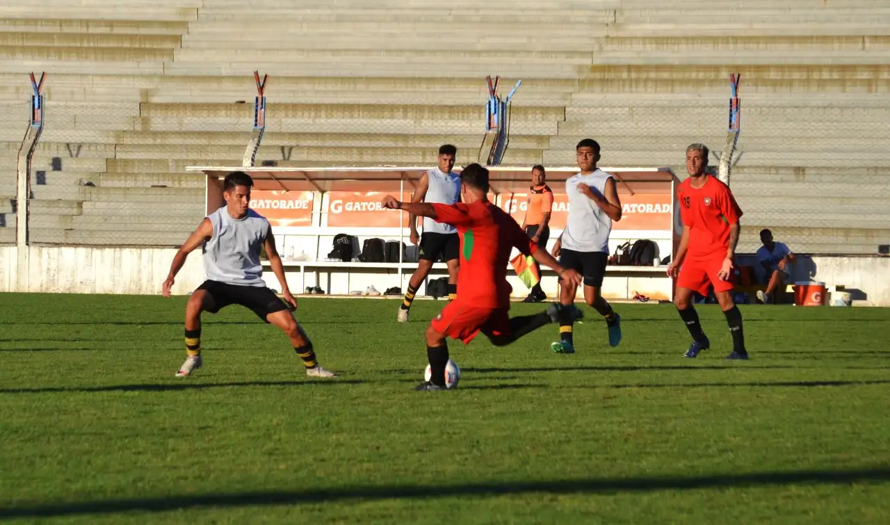 Círculo sumó un empate y una victoria en Tandil