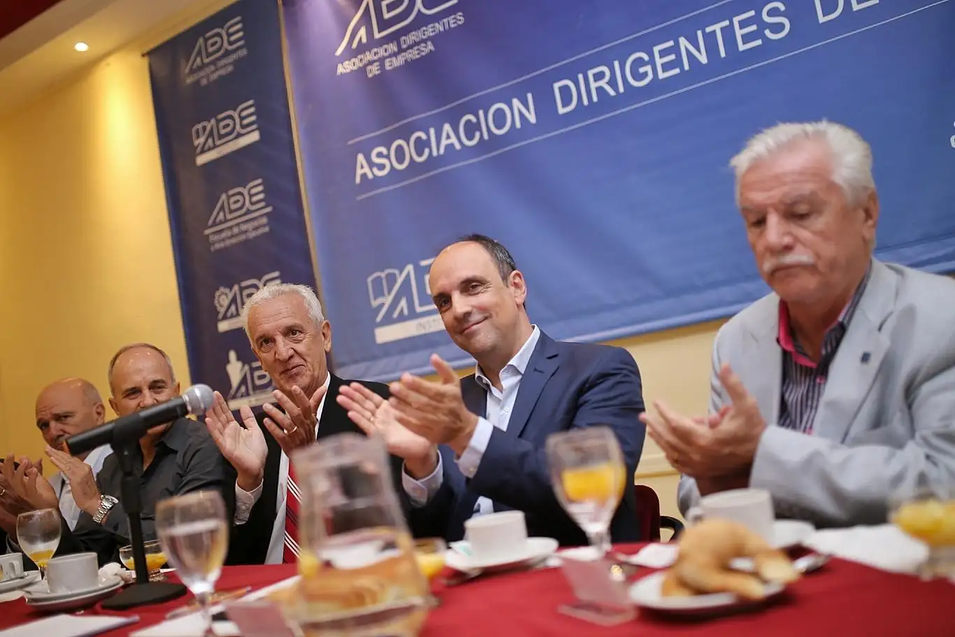 Corral: “Santa Fe tiene la posibilidad de ser la locomotora del país”
