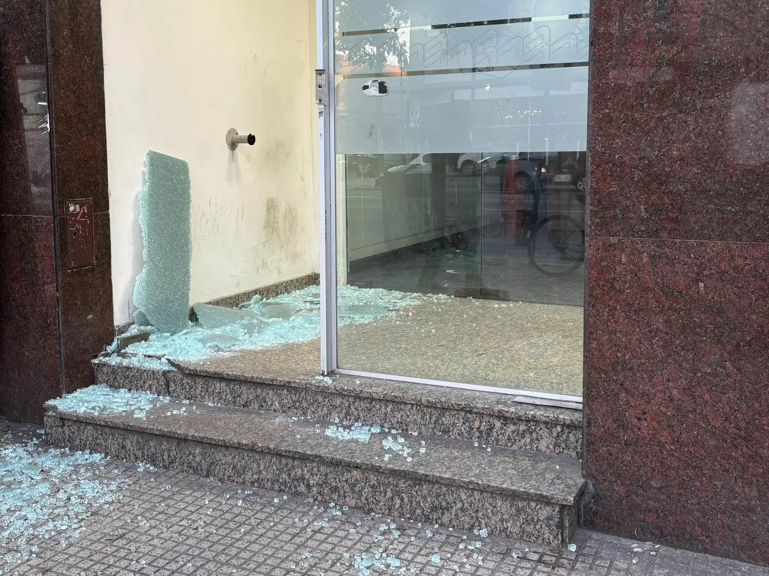 Personal policial se encuentra haciendo las investigaciones correspondientes para determinar las circunstancias del hecho.