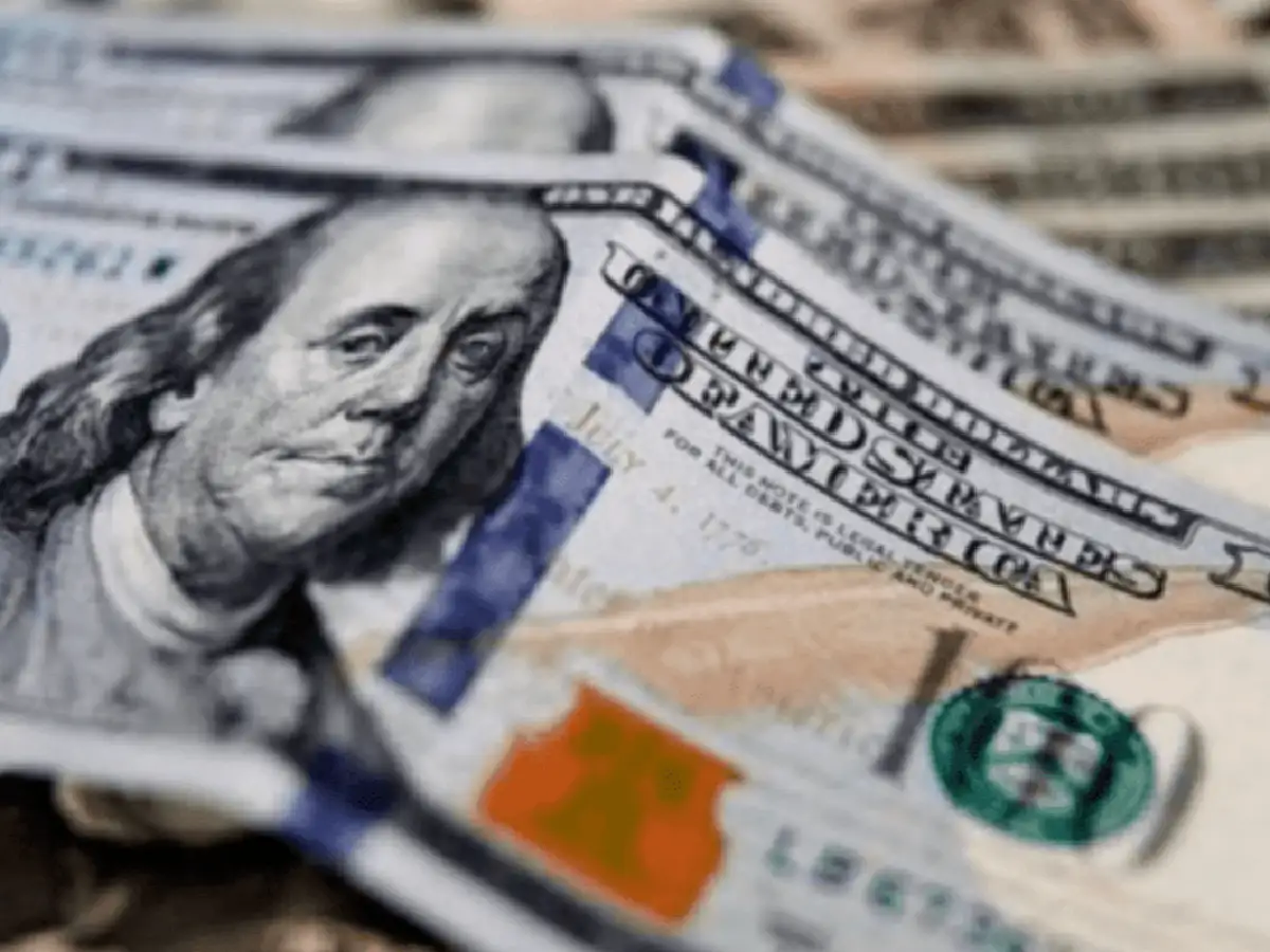 Vuelve a subir el dólar blue y está a un paso de los $200