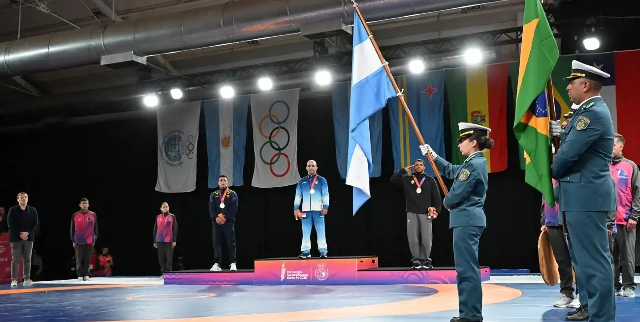 Arsen Julfalakyan ganó la prueba de lucha grecorromana de 77 kilogramos y sumó un nuevo oro argentino.
