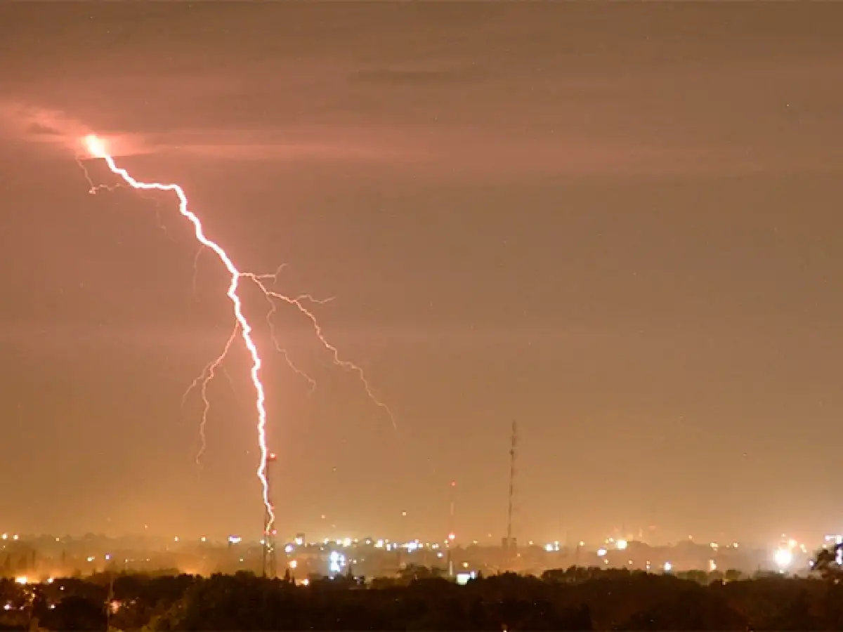 Un rayo mató a un hombre en su casa durante una tormenta en Casilda