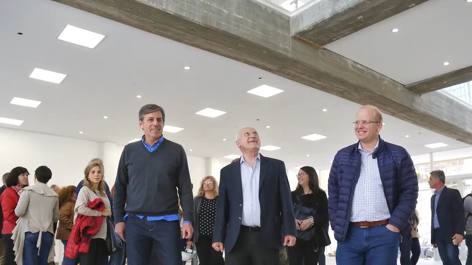 Lifschitz recorrió la obra del Instituto 12 en la ciudad Santa Fe