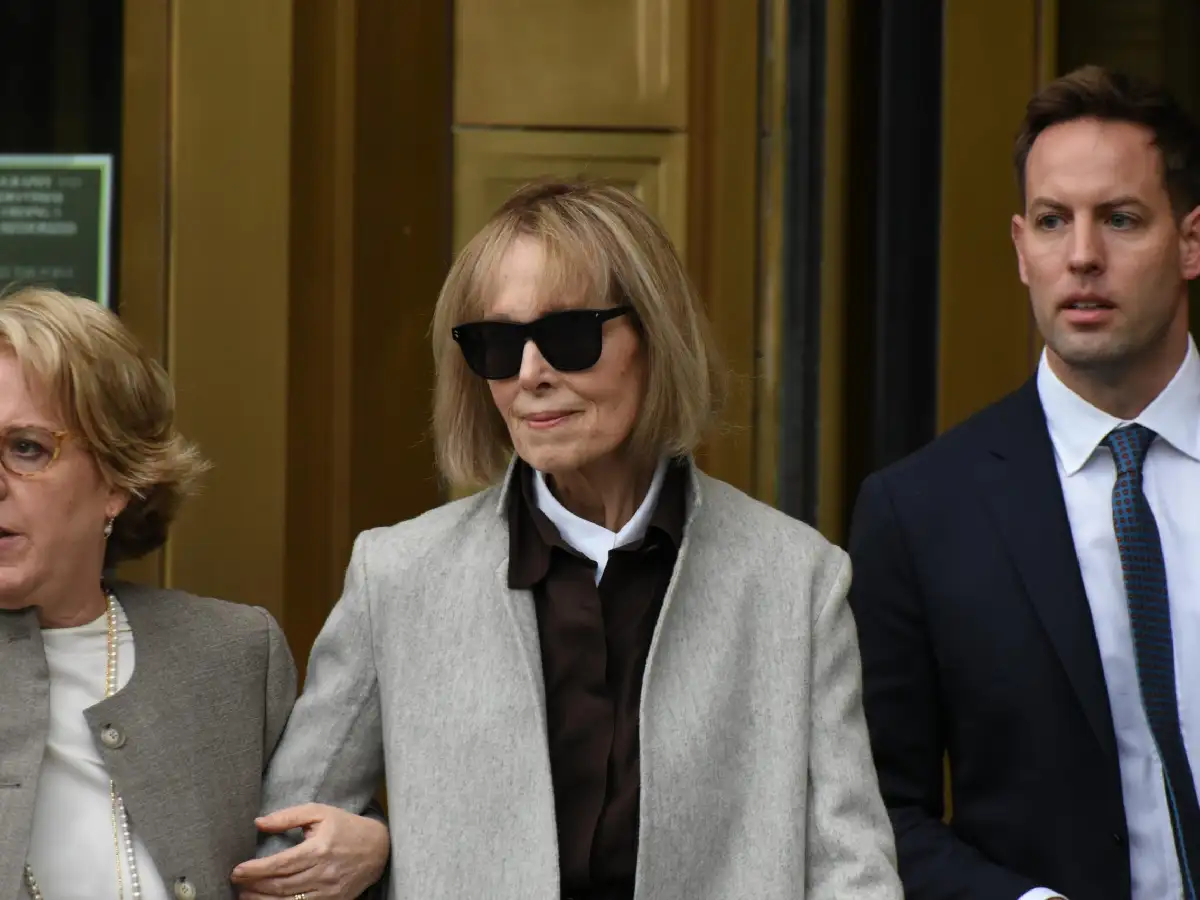 "Trump me violó", dijo la periodista Carroll en la primera jornada del juicio en Nueva York