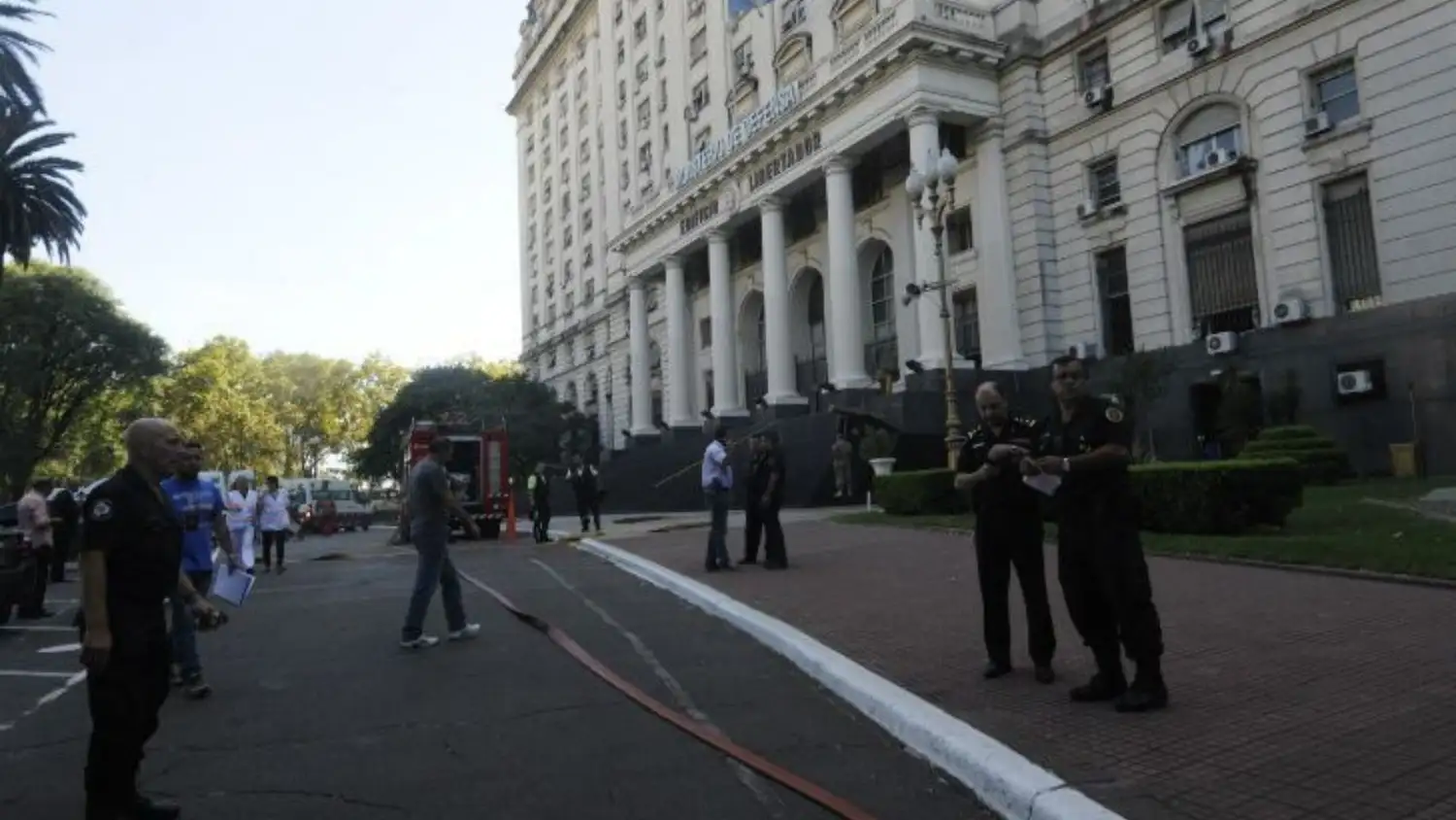 Encontraron explosivos en la oficina de una funcionaria de Defensa