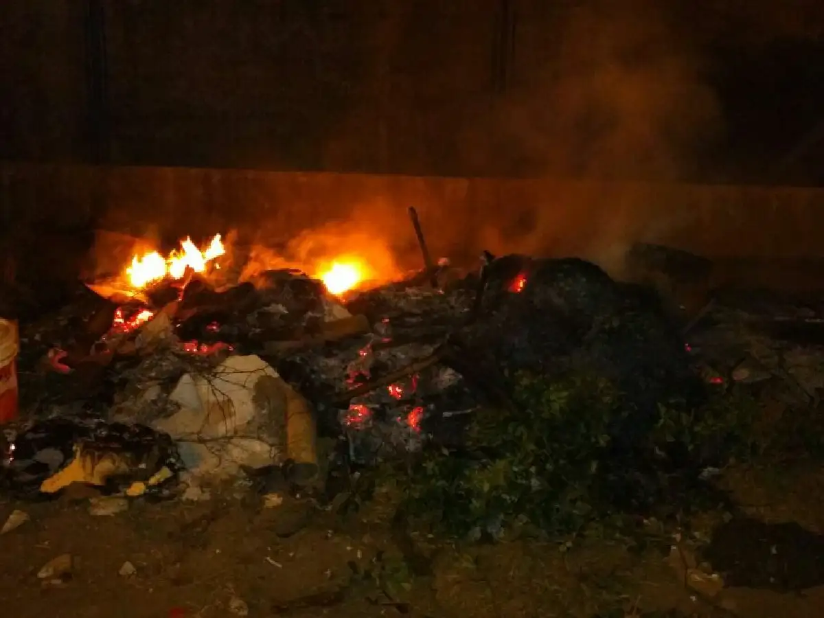 Bomberos sofocaron incendio de un minibasural y alertan sobre el riesgo 