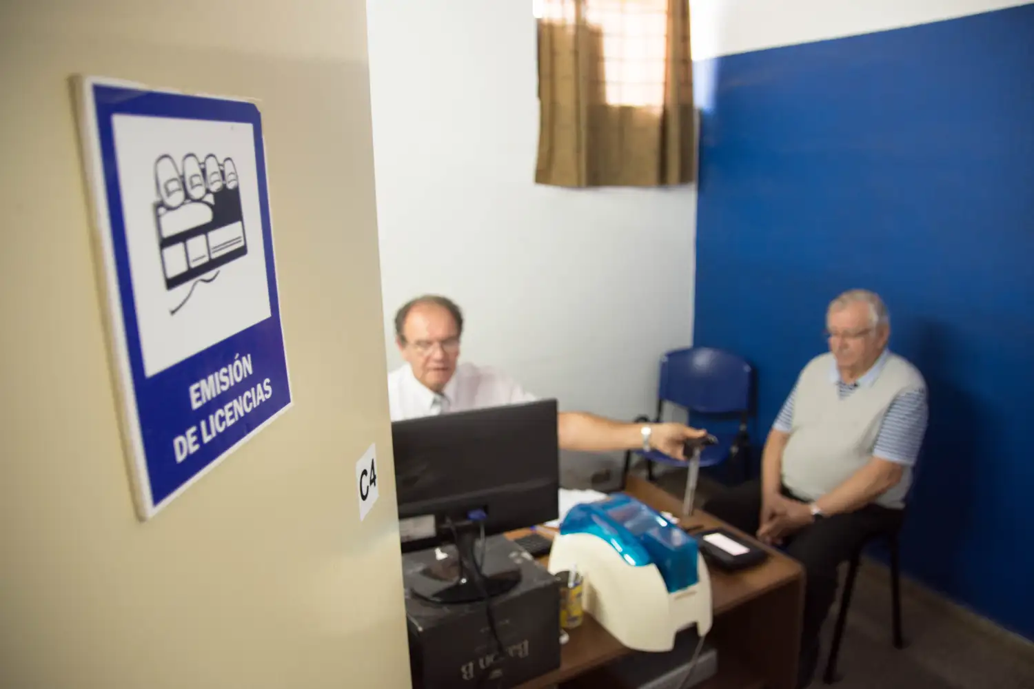 Ya no hay que ir personalmente a renovar la licencia de conducir.
