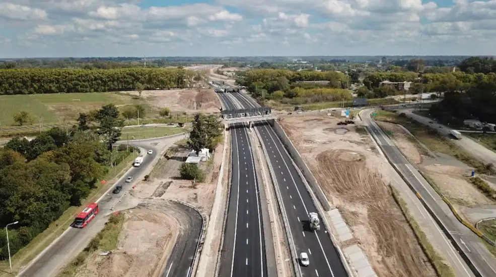 La primera etapa de la privatización abarca rutas nacionales estratégicas que conectan Buenos Aires, Entre Ríos, Santa Fe y Corrientes