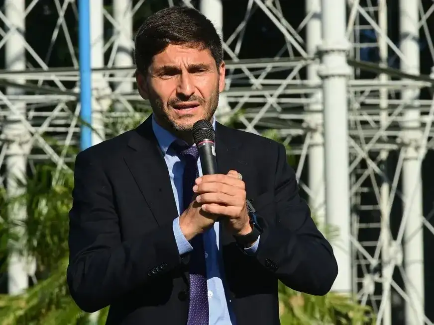 Pullaro: "El gobierno nacional no se puede retirar de la obra pública". Crédito: Flavio Raina