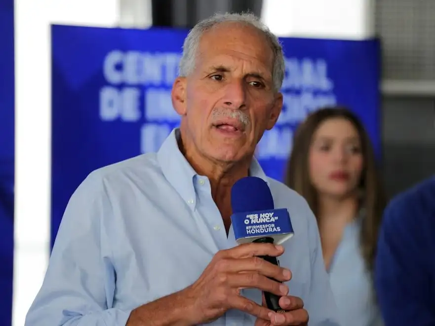 Nasry Asfura pidió “serenidad” y afirmó que en “cuestión de tiempo” se conocerán los resultados electorales en Honduras (REUTERS)