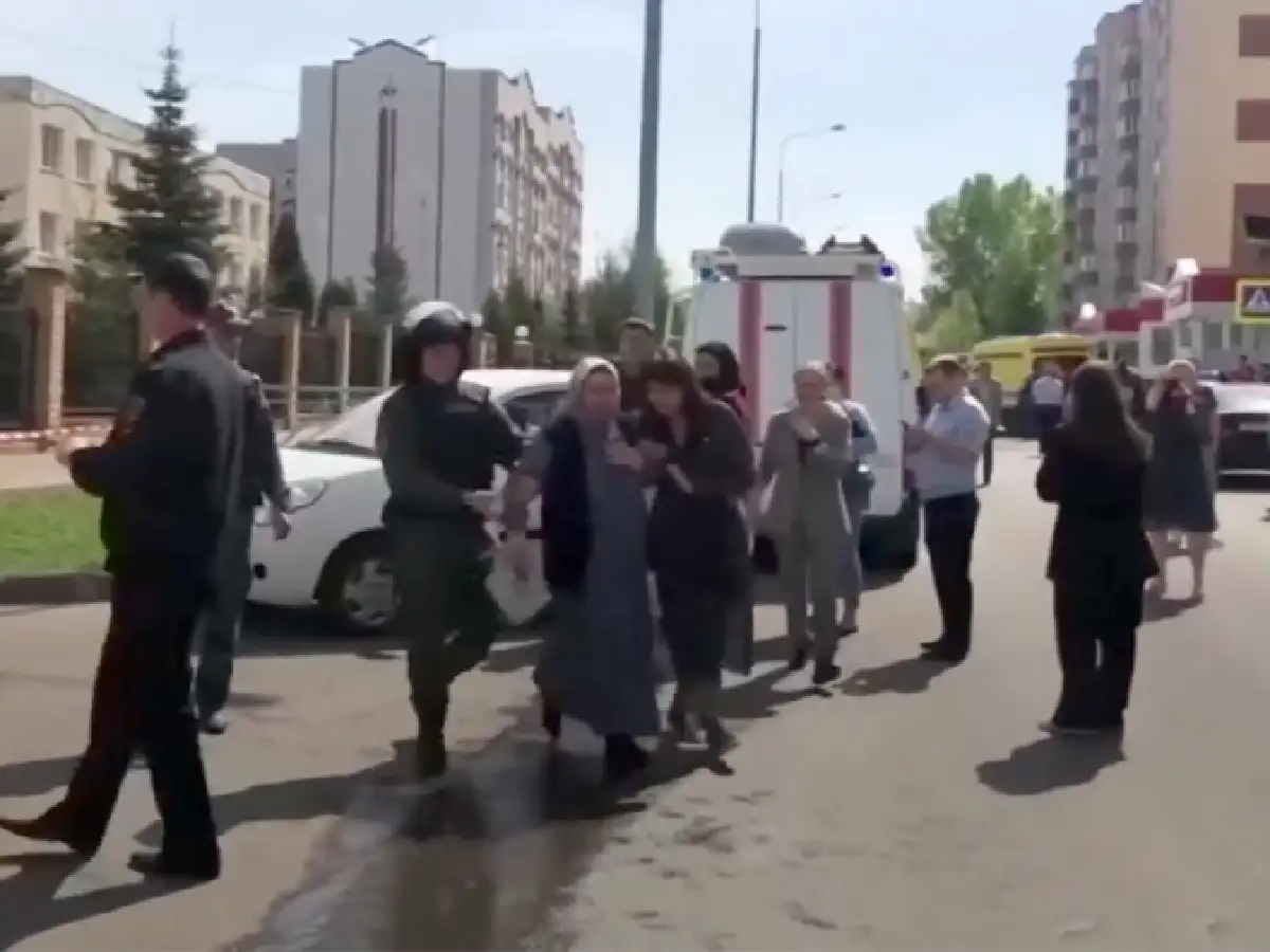 Trece muertos, entre ellos siete niños, en un ataque de arma de fuego en escuela en Rusia