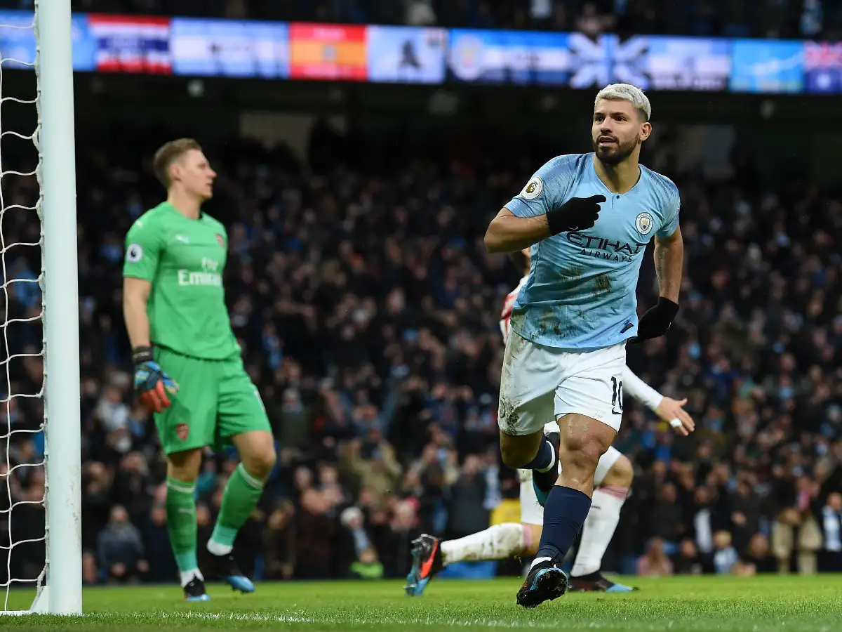 Agüero brilló ante Arsenal