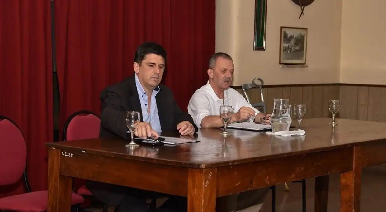 Víctor Sarnaglia se reunió con los 19 jefes regionales