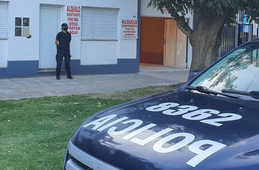 Operativo de la Policía Federal en San Clemente del Tuyú por casos de tráfico de pornografía infantil