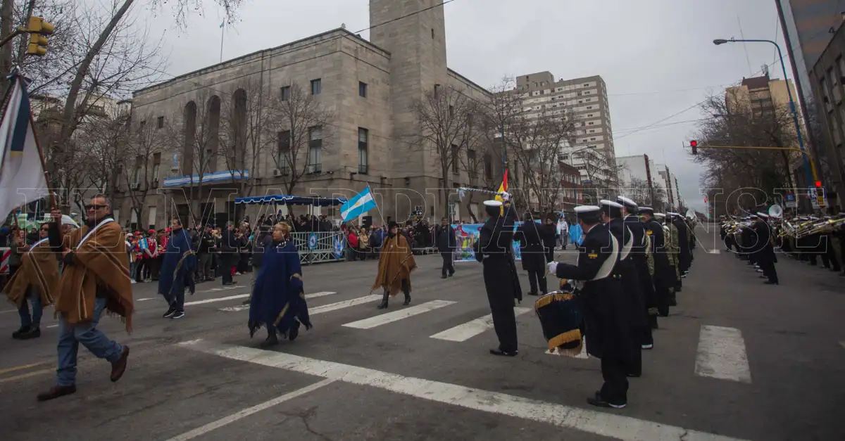 Mar del Plata celebró el Día de la Independencia con el tradicional desfile