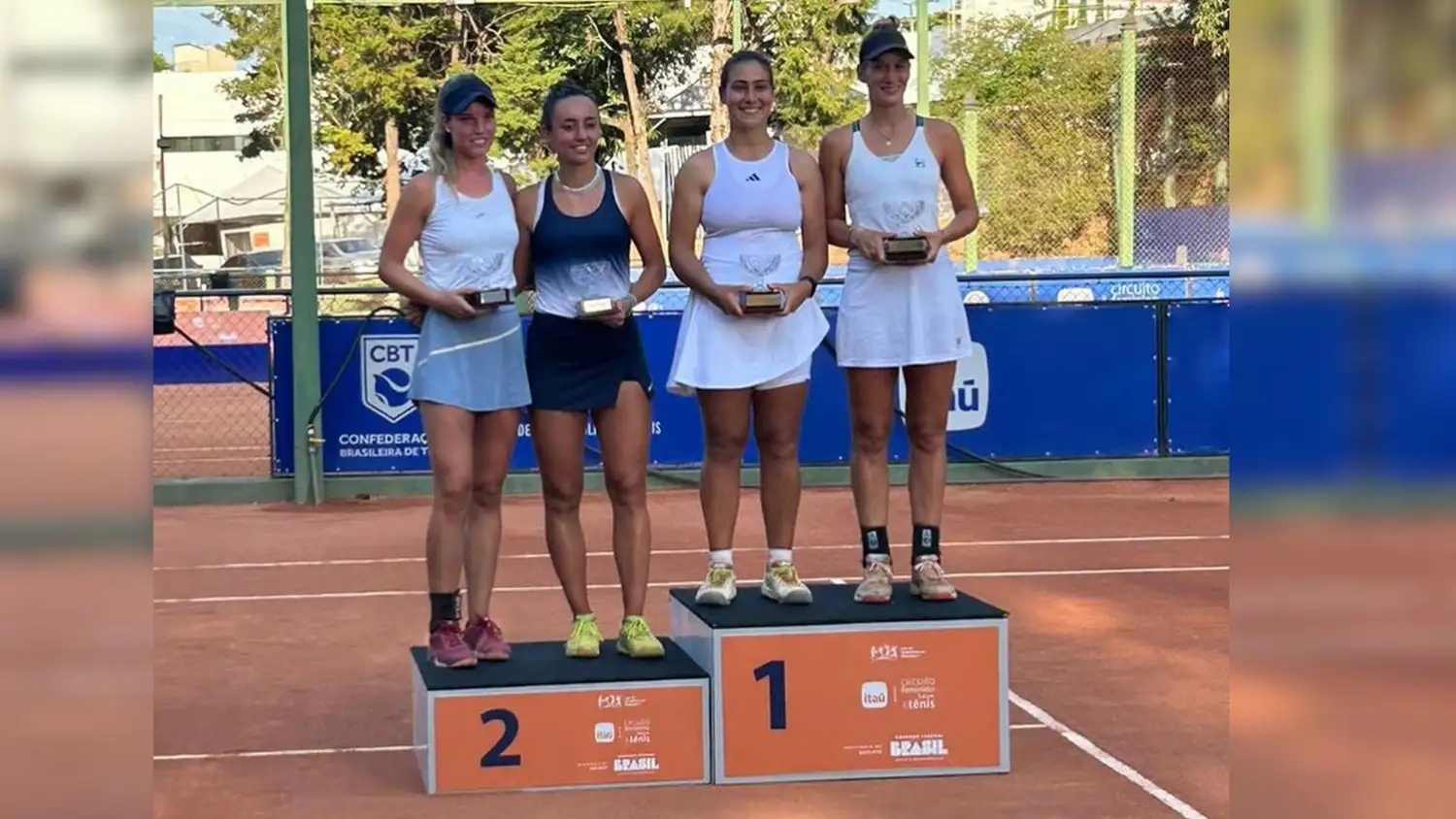 Vito Bosio campeona de dobles en Brasil.