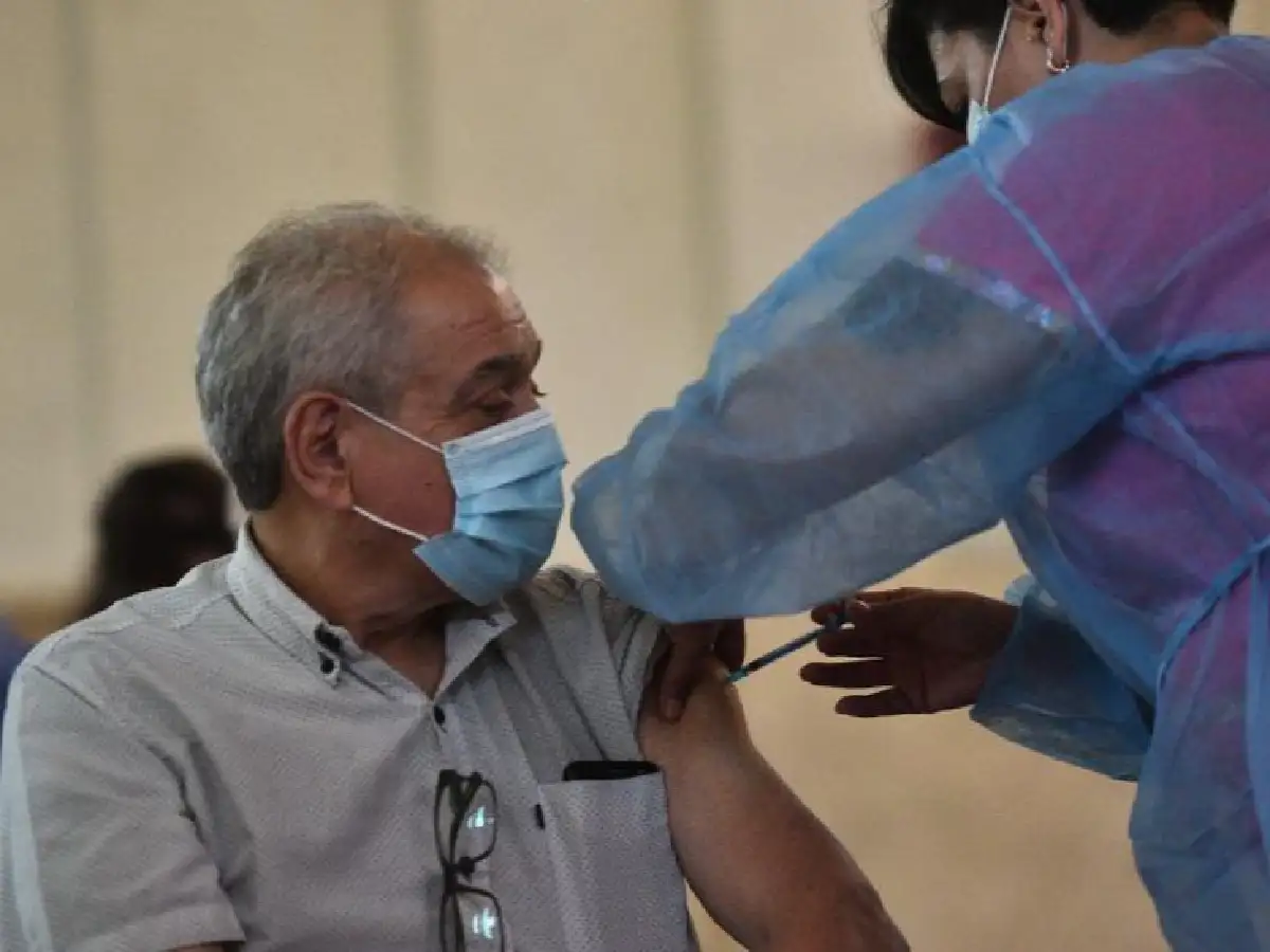 Otros 242 muertos y 7.671 nuevos casos de coronavirus en la Argentina