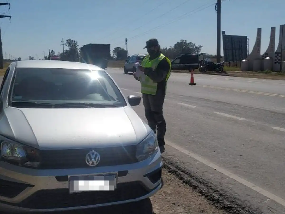 Los  descubrieron cuando viajaban hacia San Francisco con $ 6 millones ocultos en el auto