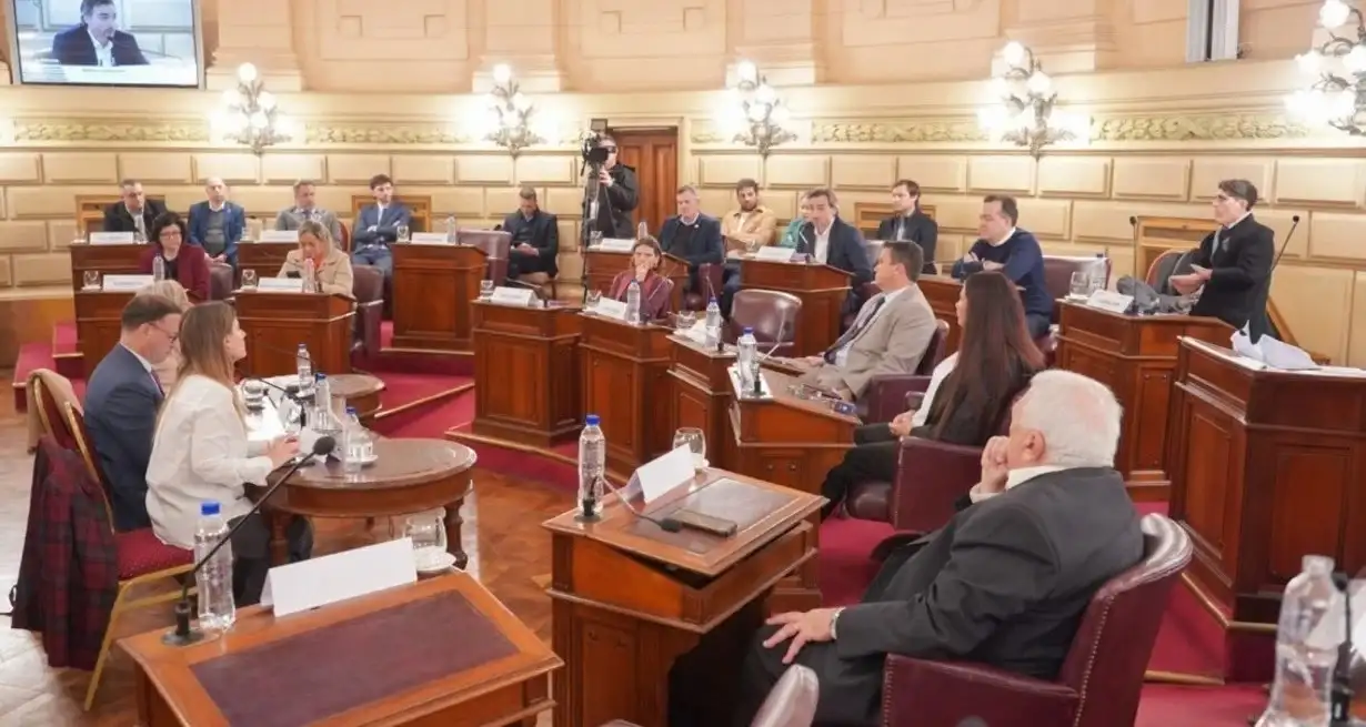 El consenso interno de Unidos se alcanzó pasadas las 19.30.