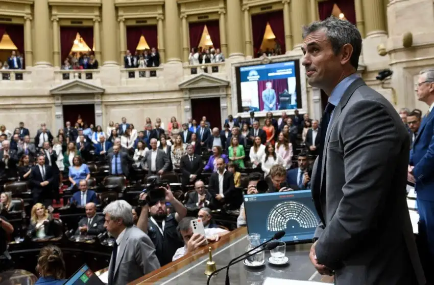 Se vota la Ley Bases en Diputados.