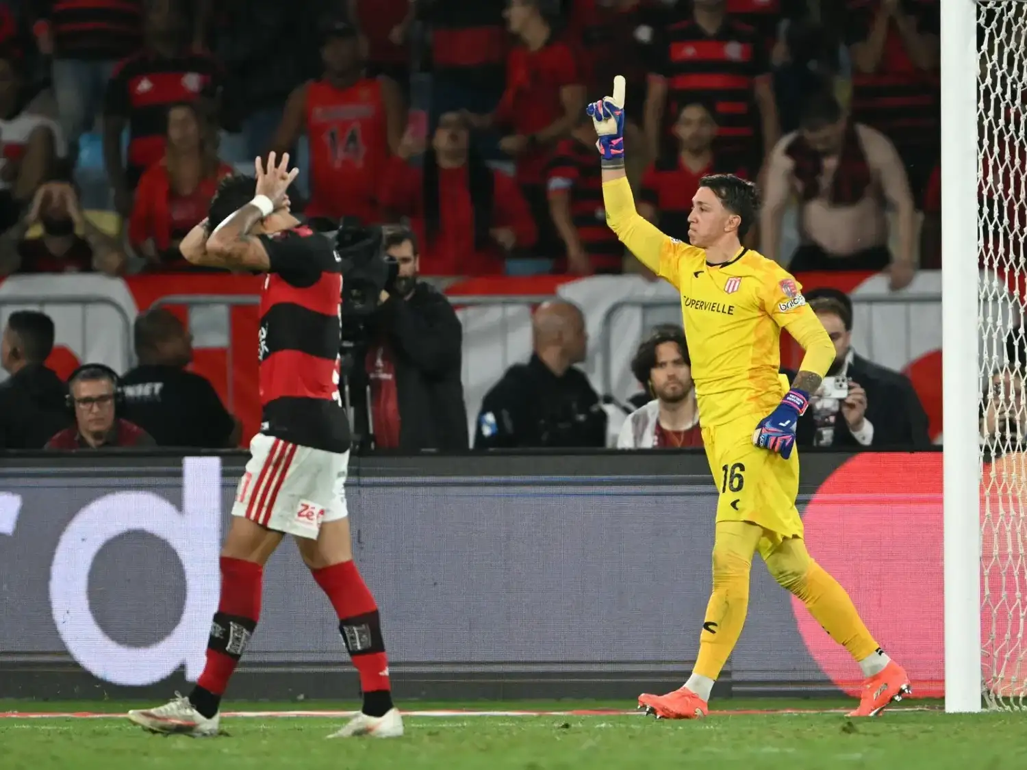 Estudiantes eliminó a Flamengo y jugará la final de la Copa Libertadores