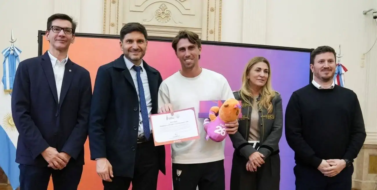 Pullaro presentó a Los Leones como embajadores de los Juegos Suramericanos Santa Fe 2026.