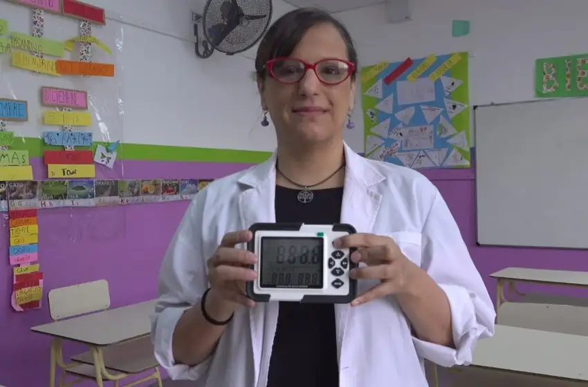 Distribuyen dispositivos de control de dióxido de carbono en escuelas provinciales