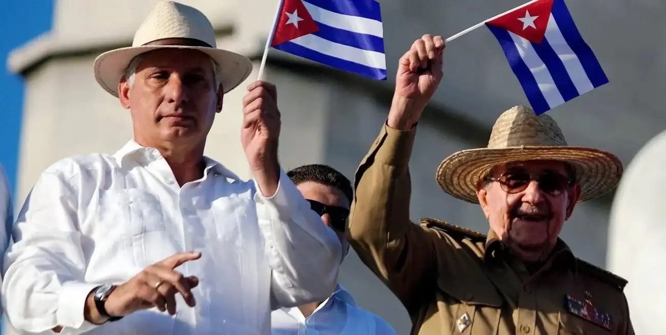 Estados Unidos emitió sanciones económicas contra el presidente cubano Miguel Díaz-Canel y su esposa. Foto: REUTERS / Alexandre Meneghini.