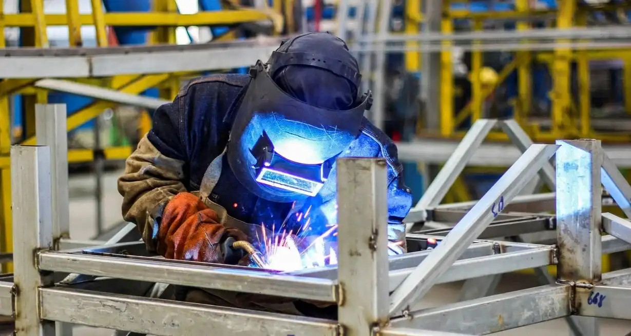 La metalmecánica acumula una caída del 6,1%.