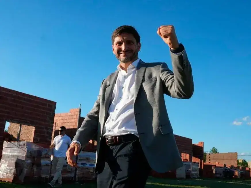 "Que sea un momento de encuentro, de paz y de compartir con la familia y los seres queridos", dijo Pullaro.