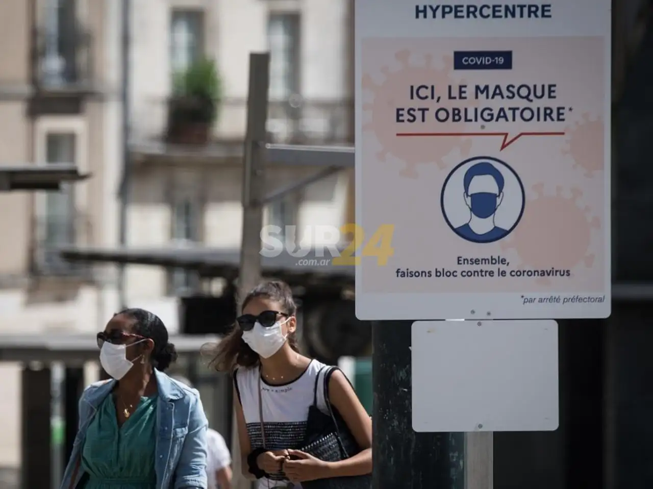 Francia: suspendieron a 3.000 empleados sanitarios por no vacunarse
