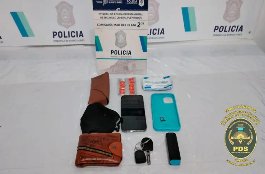 Fue a jugar al fútbol y perdió: le robaron en una cancha de Guido y Colón