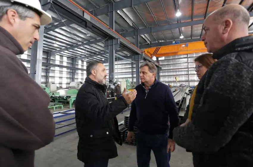 Pulti planteó el lanzamiento de un plan de capacitación en oficios y de apoyo al comercio
