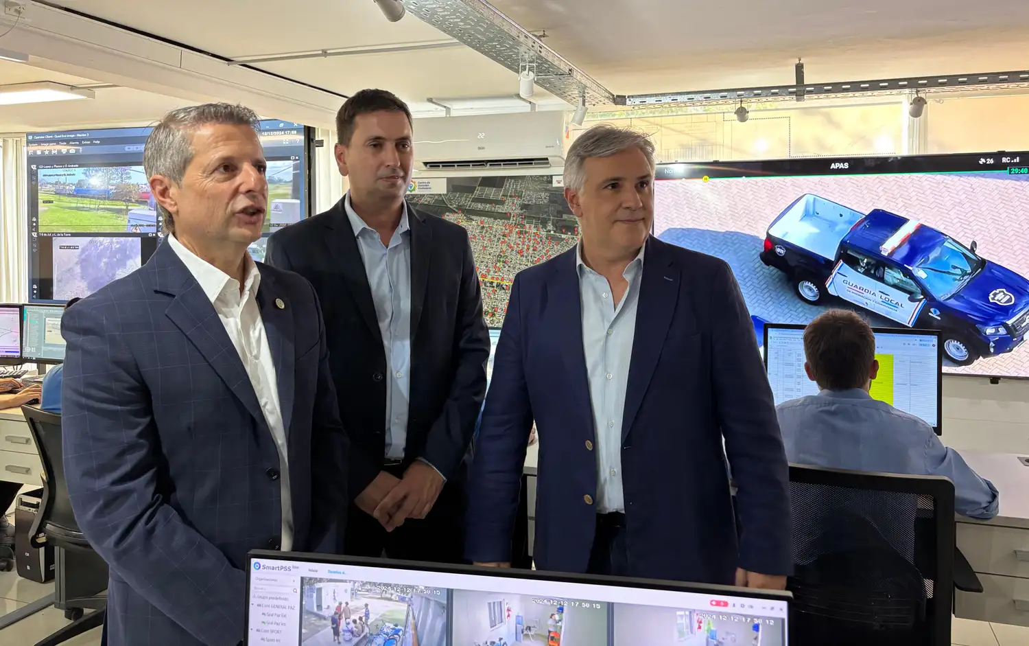 En San Francisco, Llaryora inauguró el Centro de Atención Ciudadana