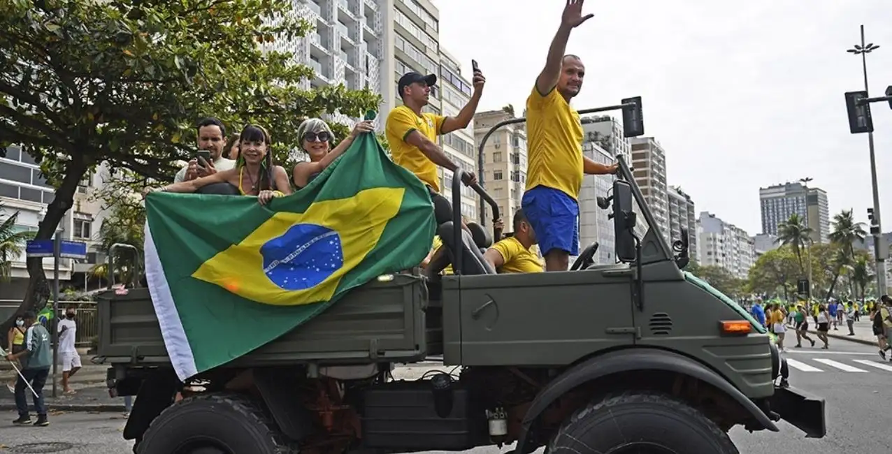 Jair Bolsonaro amenazó con suprimir el poder de la Corte Suprema