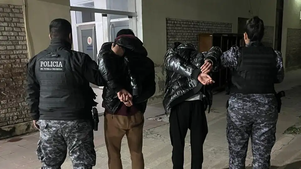 Los jóvenes tienen 16 y 19 años.