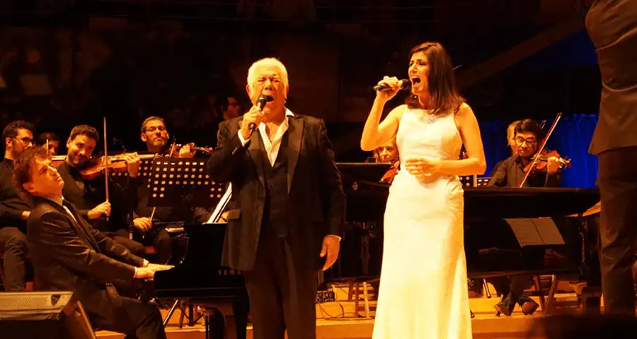 Raúl Lavié festejó sus 80 años con un show único