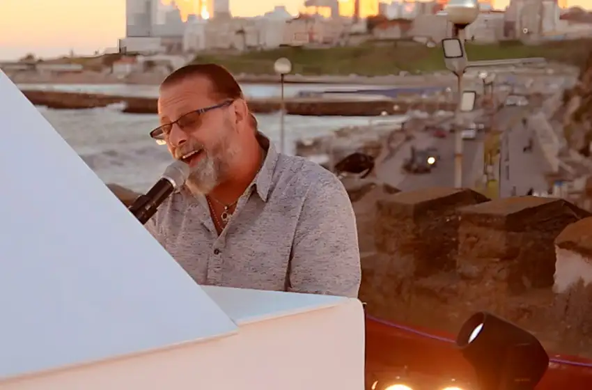 Guillermo Roude de regreso en Mar del Plata y a beneficio de Supertenedores
