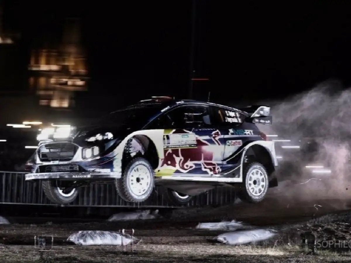 El francés Ogier voló en el Súper Especial del Panal  