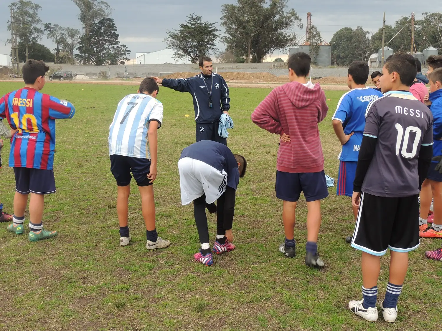Entrena Alvarado y empezó García Lorenzo