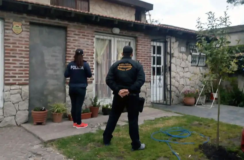 Cayó joven por amenaza de bomba en reconocida industria