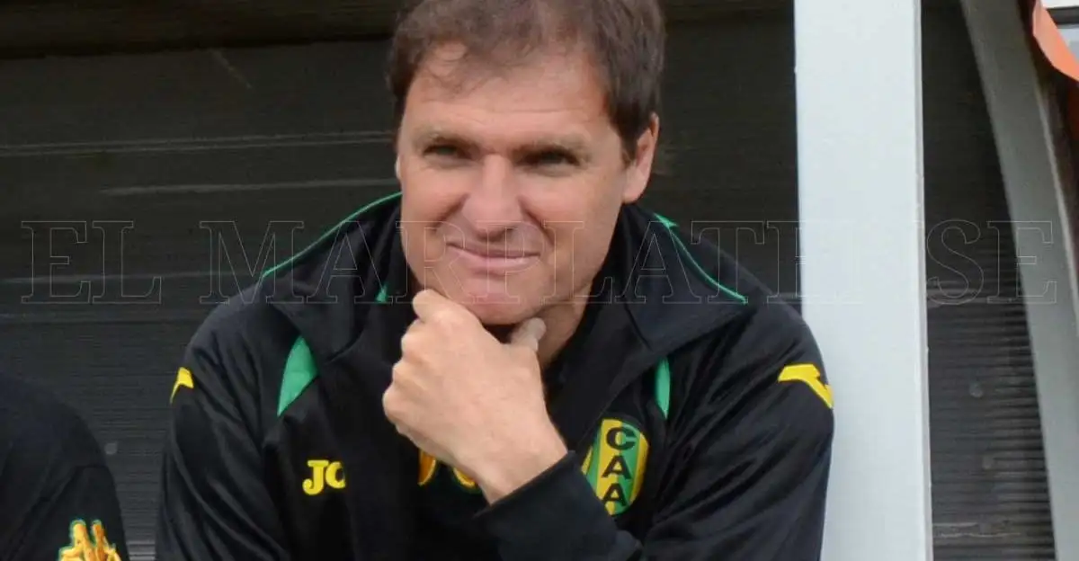 Darío Franco dejó de ser el entrenador de Aldosivi