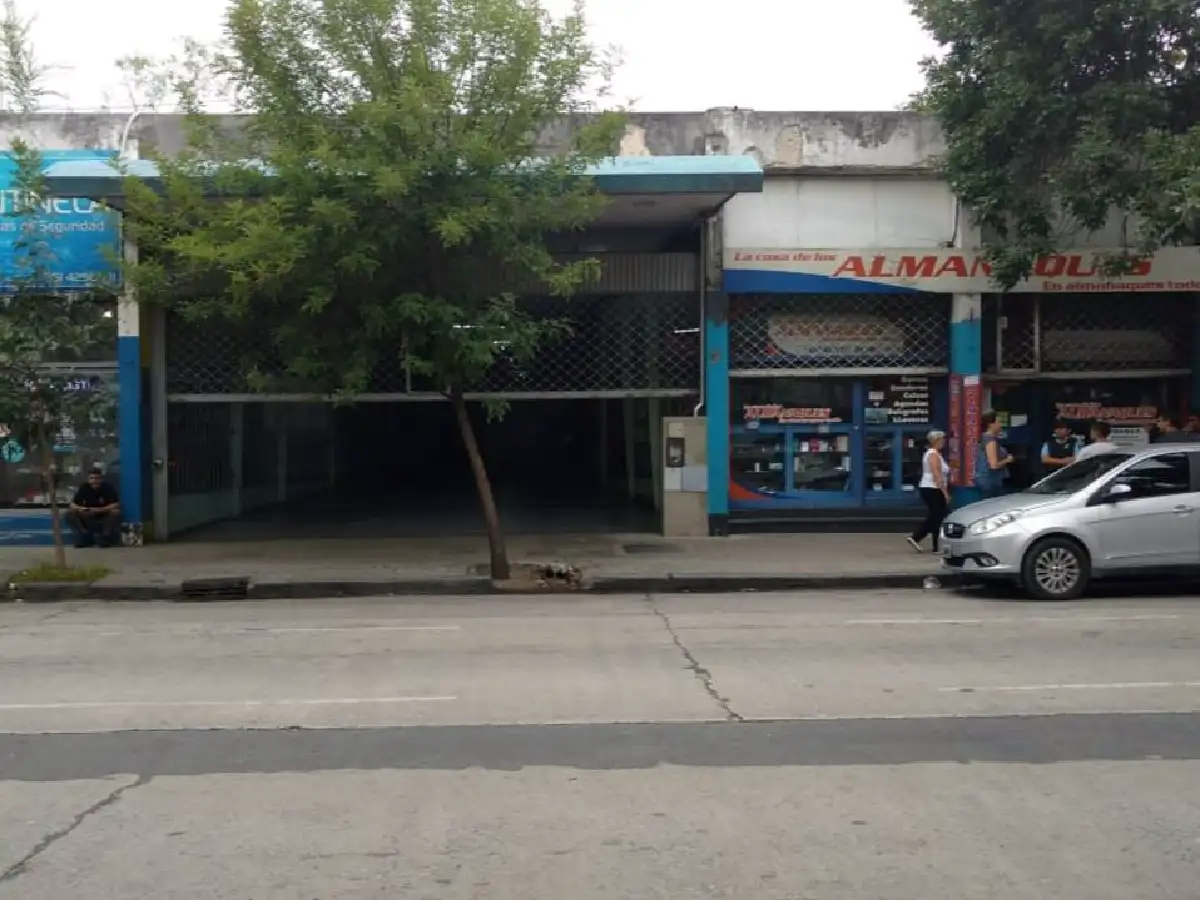 Hallan un cadáver en una galería en pleno centro de Córdoba