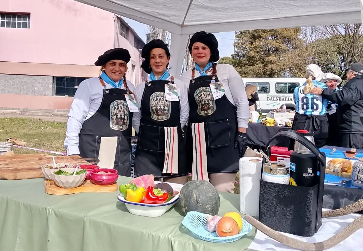 Anabela Farías, Lorena Valdez y Valeria Gómez, el equipo de Brasa Firme.