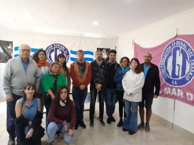 Trabajadores despedidos en la CGT.