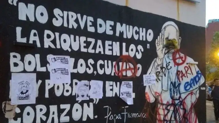 Tras las pintadas en su contra, el Sagrado Corazón se reivindica feminista