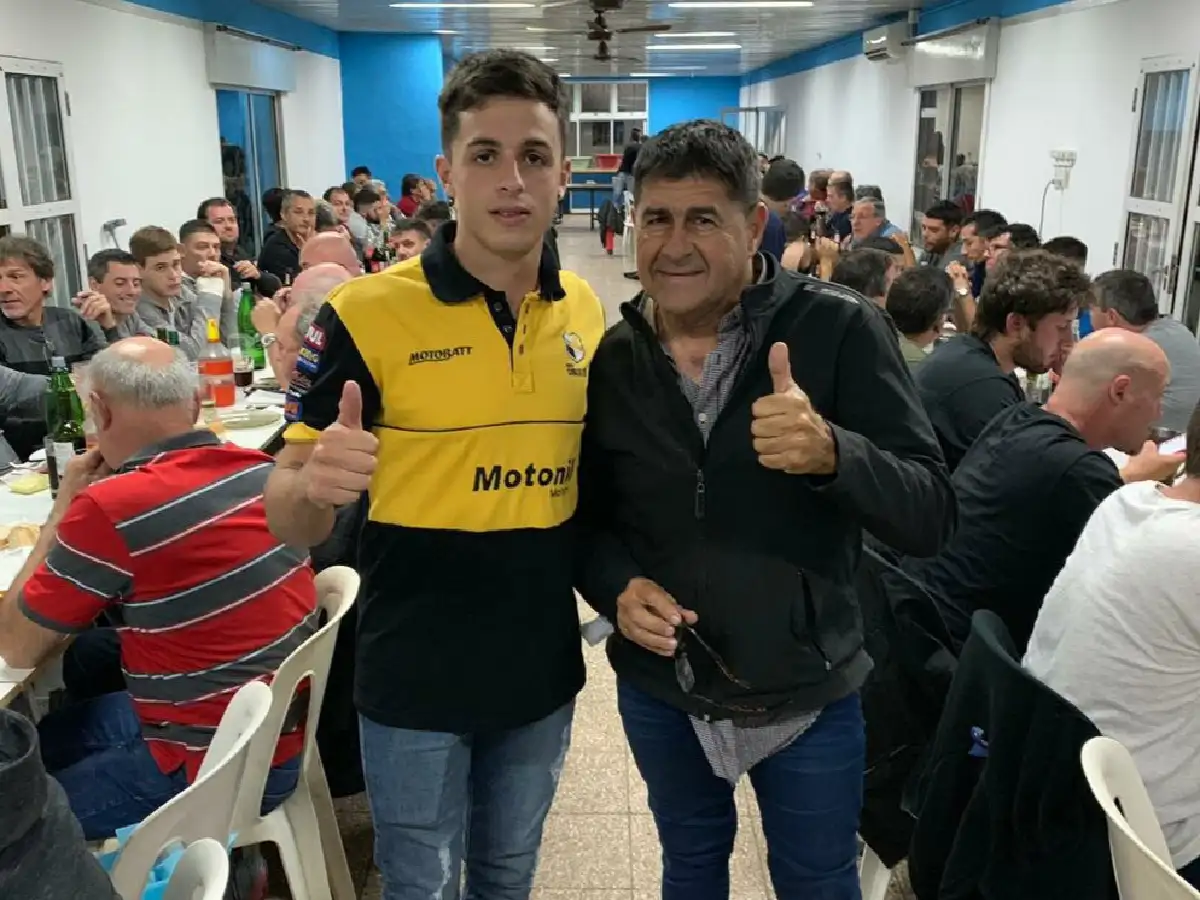 Bagnarelli está de peña 