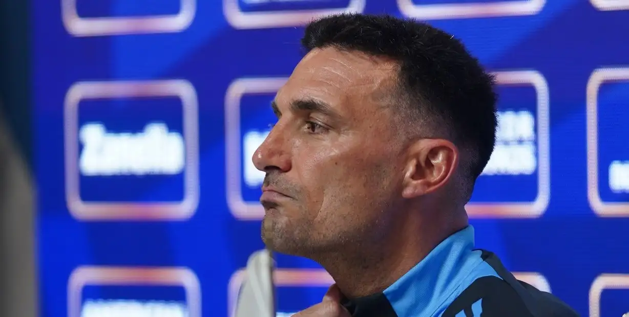La renovación de Scaloni quedó en suspenso