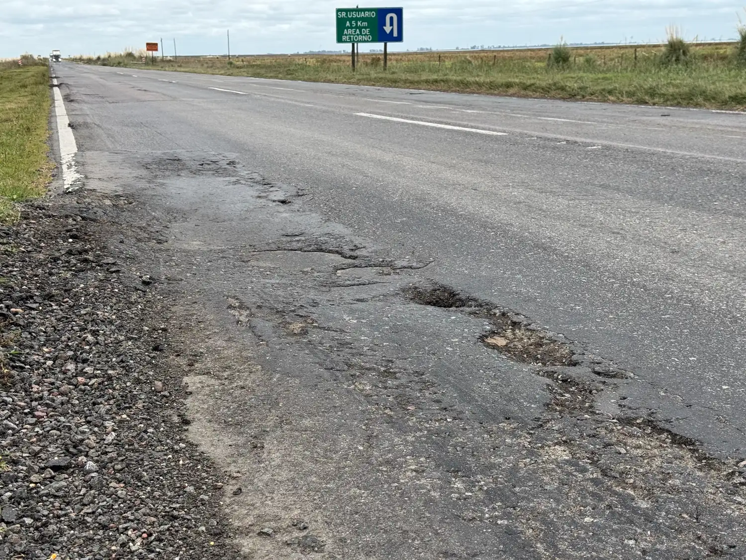La Ruta 7 en pésimo estado.